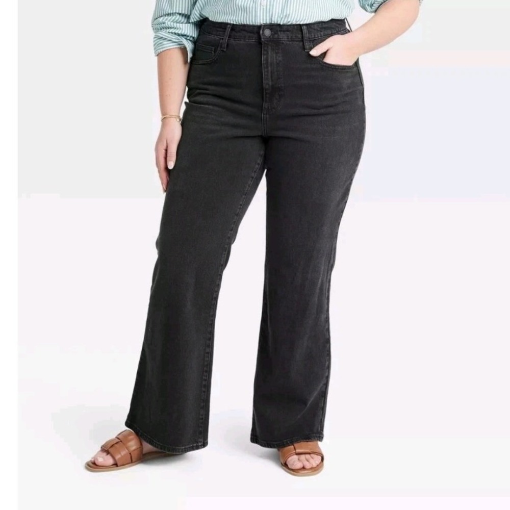 Universal Thread High Rise Flare Jeans 10 Short Washed Black Comfort Stretch NWT